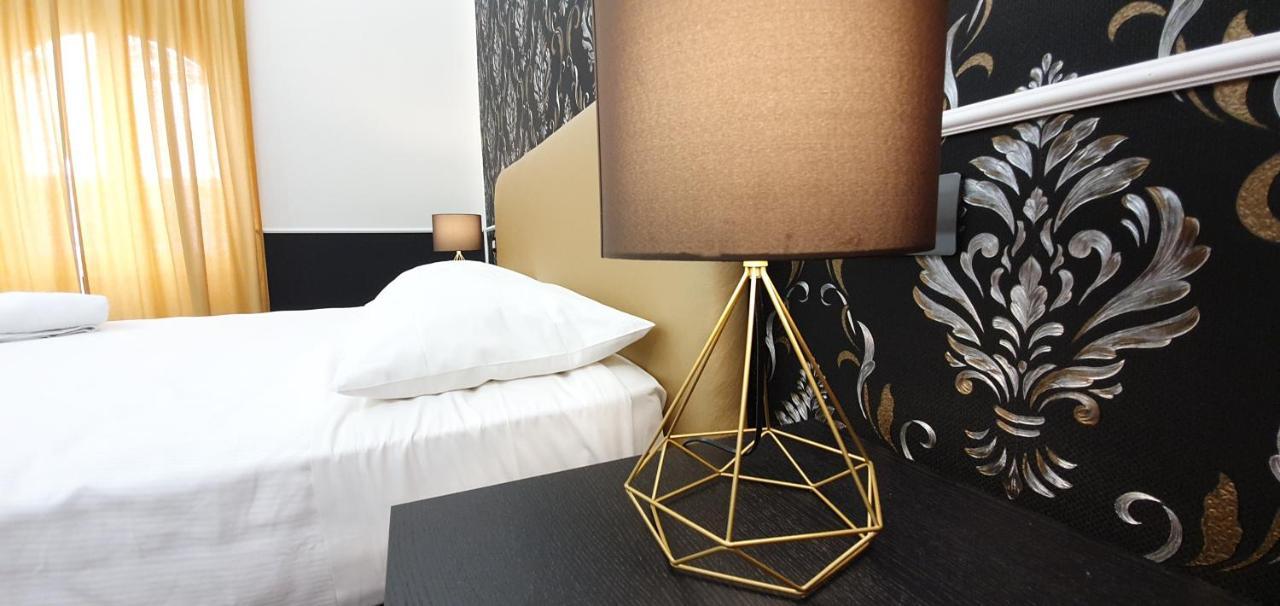 Aparts Apartamento *